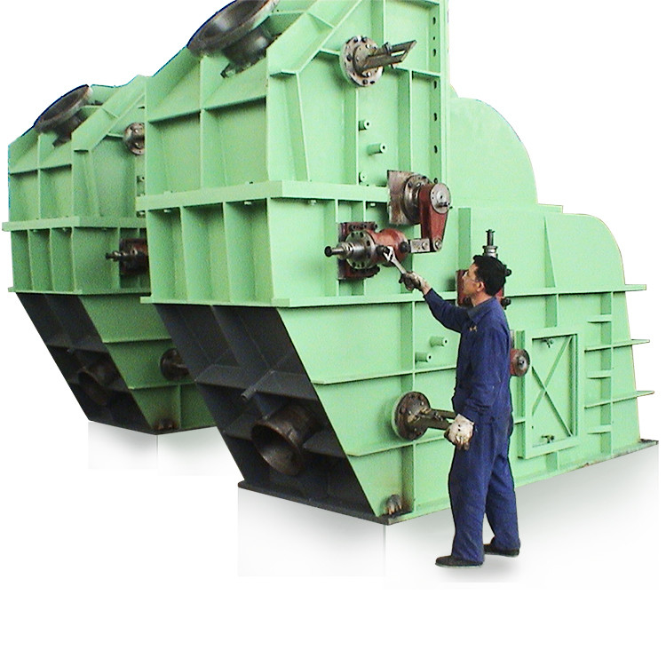 500-3000 r/min hız aralığı ile özel Pelton Tipi Turbine Jeneratörü