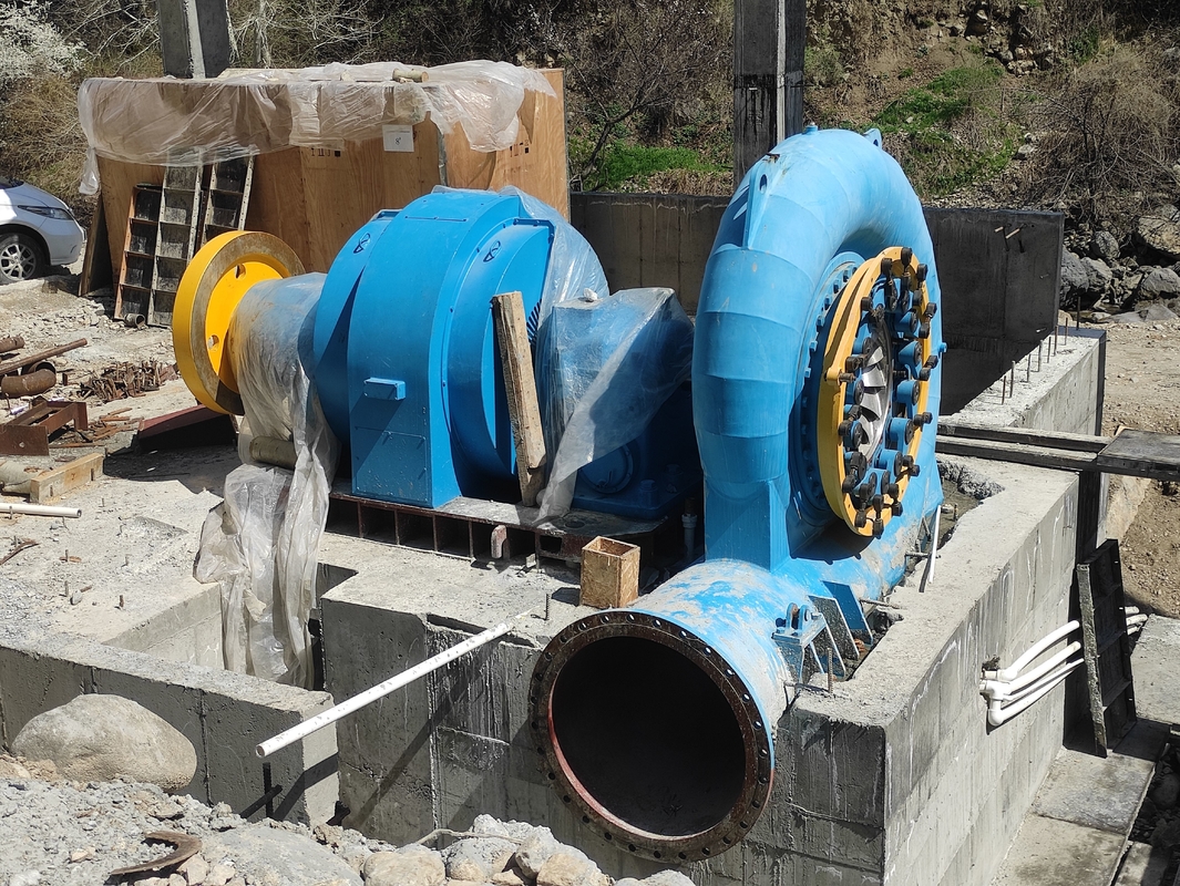 Otomatik kontrol için voltajlı su türbini jeneratörü 200kw-20mw fırçasız kurulum