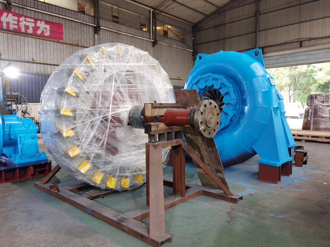 Paslanmaz Çelik Otomatik Francis Turbine Jeneratörü 10kV Rated Voltaj 300KW-20MW Güç