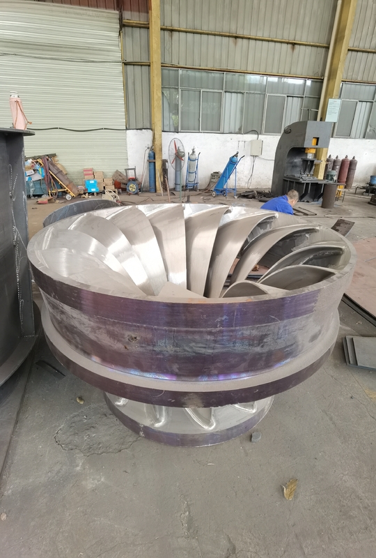Paslanmaz Çelik Otomatik Francis Turbine Jeneratörü 10kV Rated Voltaj 300KW-20MW Güç