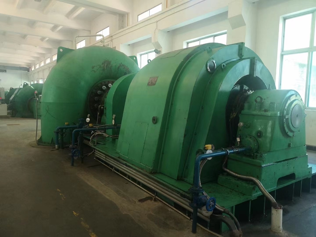 Güç Dikey Su Türbini Jeneratörü 200KW-20MW Otomatik Kontrol Özel Renk