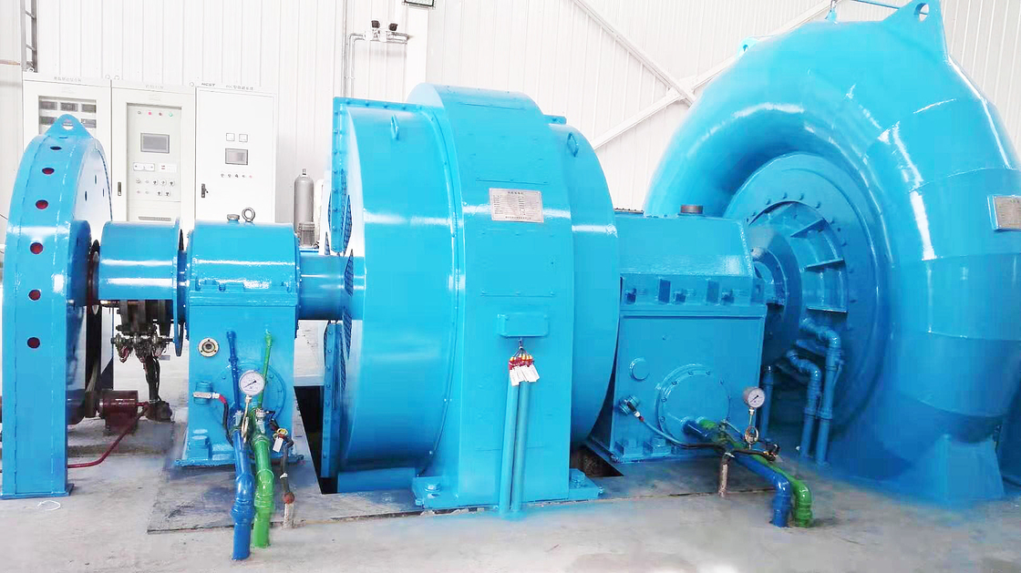 Francis hidro türbin jeneratörü, hidroelektrik üretiminde 50HZ/60HZ frekansı için %88-96 verimlilik gösterir.