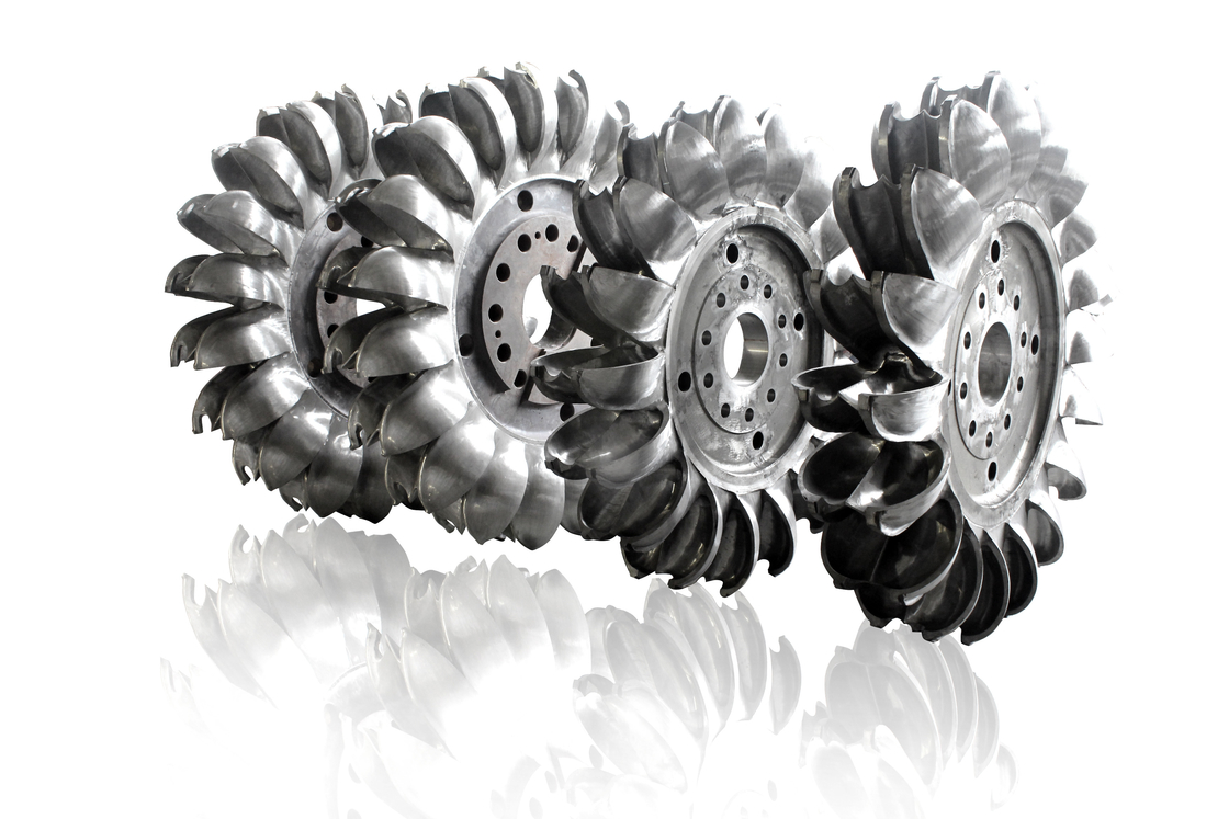 Verimlilik Hava/Yağ Soğutulmuş Pelton Turbine Güç Jeneratörü 6-10kV 50Hz/60Hz Güç Çıktısı 100kw-50mw