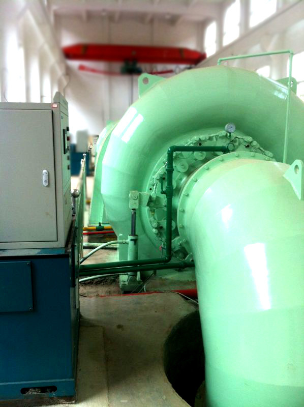 Dikey Francis Su Türbini Jeneratörü 450-1000RPM Belirli Hız 400V 800V 6.3kV 10kV Voltaj