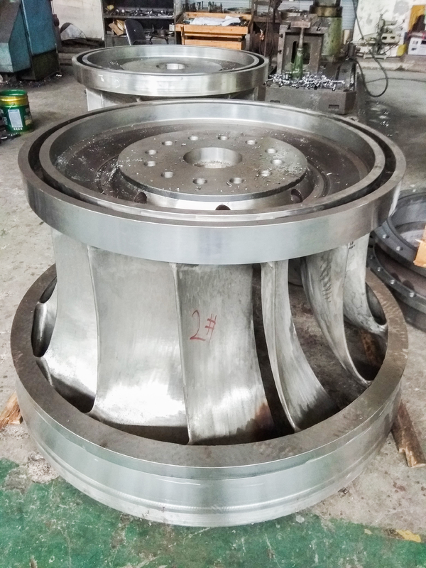 Dikey veya yatay Francis Turbine Jeneratörü 400V 800V 6.3kV 10kV 50Hz/ 60HZ 20m-300M Rated Water Head