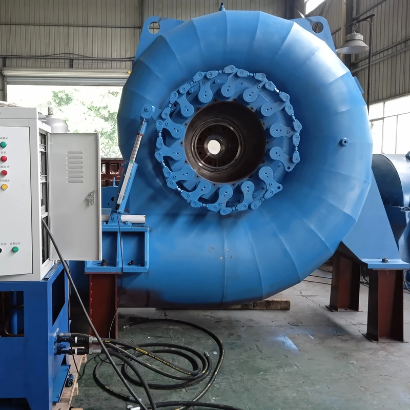 220V-690V nominal voltajı ve 300-3000 rpm hız aralığı olan çiftlik su türbünü