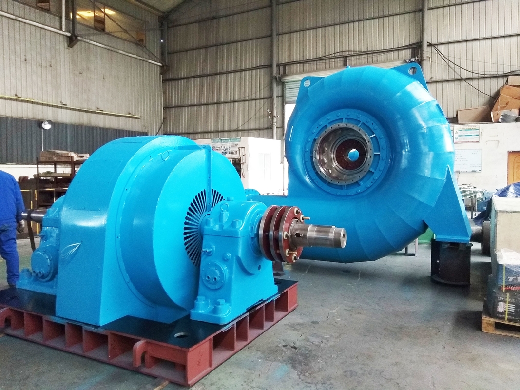 220V-690V değerli voltaj 400kw-20mw güç çıkışı ile su türbini jeneratörü