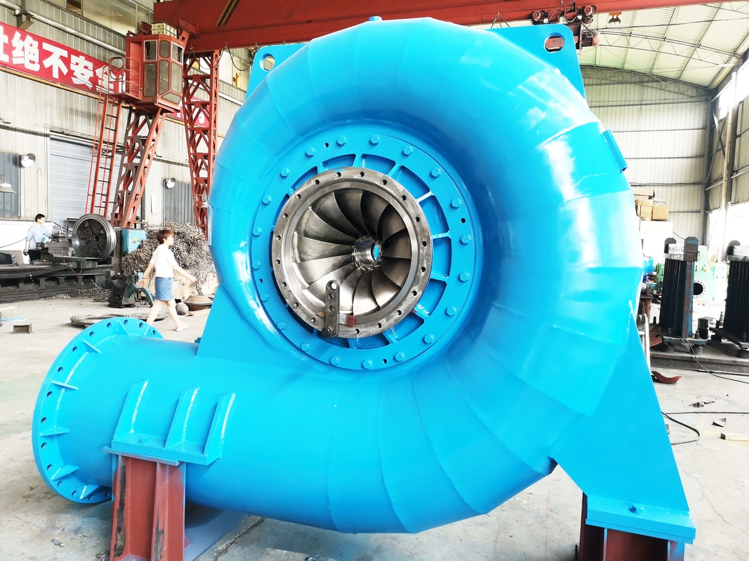 Güçlü 400V-10kV 50Hz/60Hz frekanslı Francis Turbine Jeneratörü