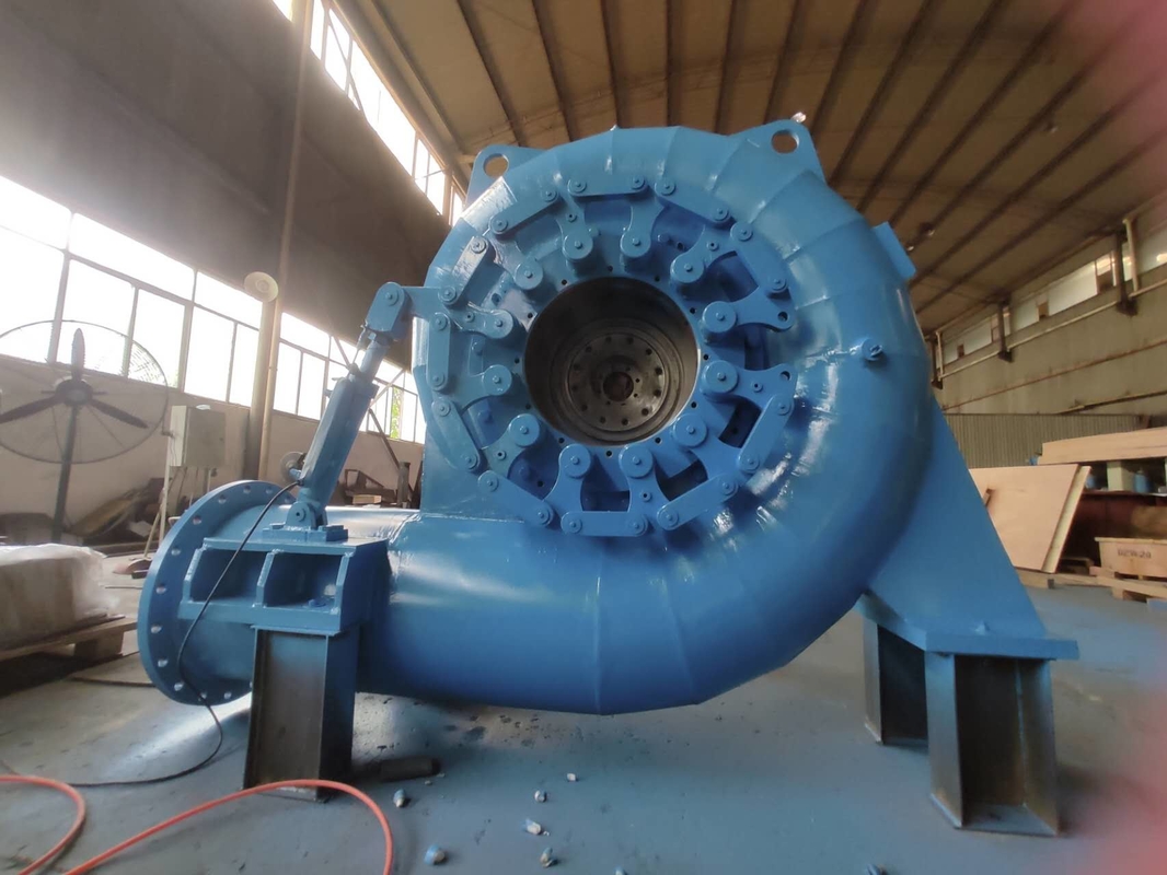 Dikey Su Türbini Jeneratörü 220V-690V Adlık Voltaj 200kw-20mw Güç Çıktısı İç / Dış Çalışma
