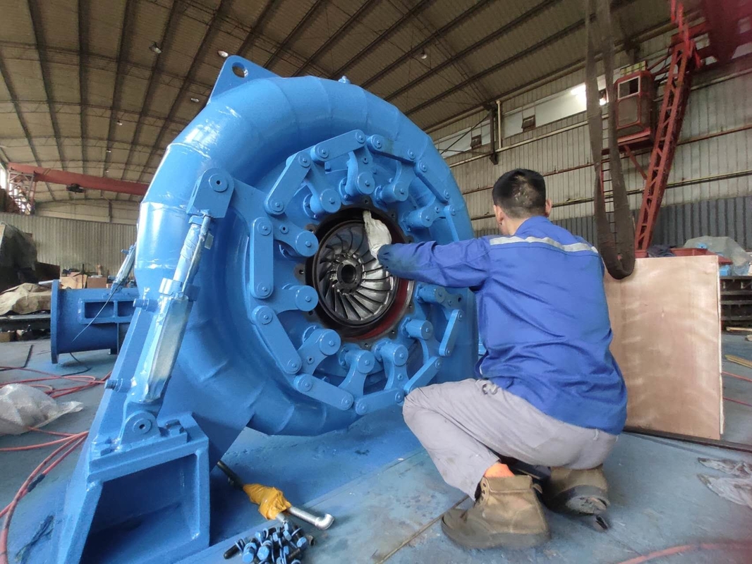 Otomatik Kontrol: 450-1000 RPM Hız aralığı ile Stik Silikon Harekete Su Türbini Jeneratörü
