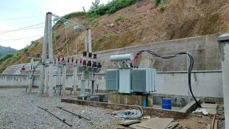 90-96% verimlilik hidroenerji için hidro türbin jeneratörü 5m-500m Su başlığı 450-1000 RPM