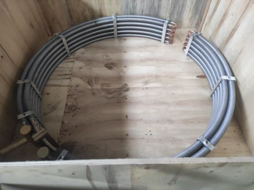 0-80.C sıcaklık aralığı ve 150RPM-1000RPM hız aralığı ile hidro turbinin kalıcı yağ soğutucusu