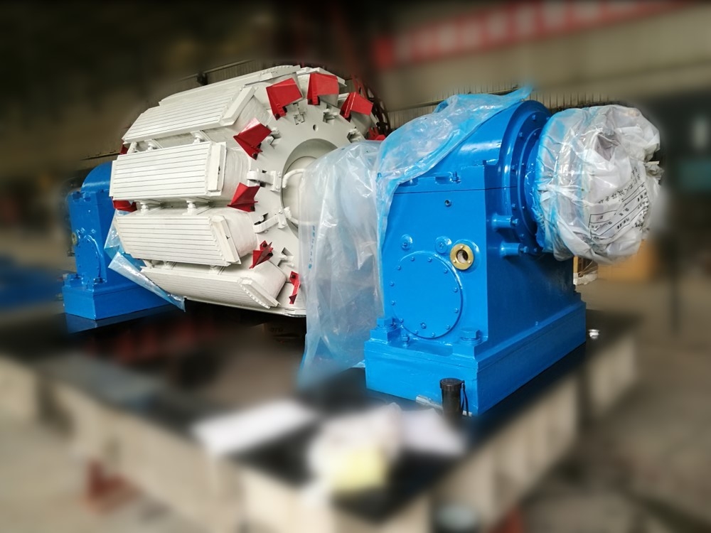 Sürdürülebilir ve çevre dostu enerji üretimi için 150RPM-1000RPM hız aralığı ile 20kw'dan 160KW'ya kadar su türbini jeneratörü