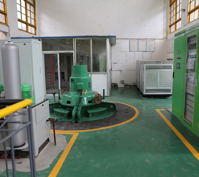 Otomatik Kontrol Modu Hidroelektrik Gücü için Su Türbini Jeneratörü Güç aralığı 300KW-20MW