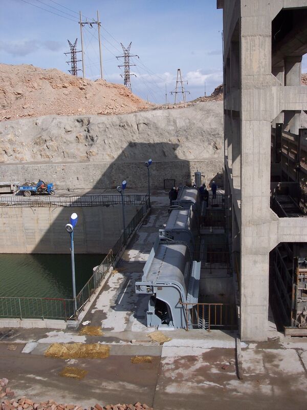 Endüstriyel çöp rafı temizleme makinesinin gücü 0,40-1000KW ve atıkların verimli bir şekilde kaldırılması için 4,5 - 16 mm kalınlığı