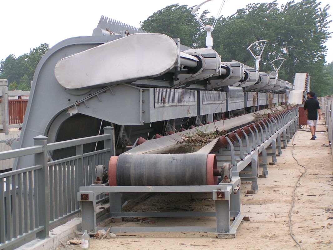 Endüstriyel çöp rafı temizleme makinesinin gücü 0,40-1000KW ve atıkların verimli bir şekilde kaldırılması için 4,5 - 16 mm kalınlığı