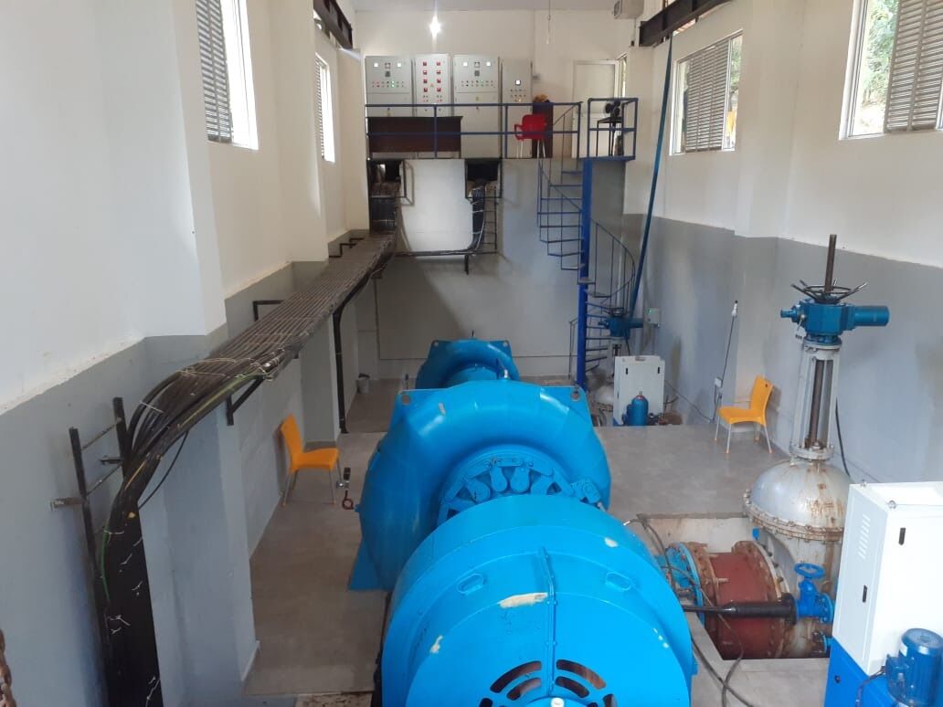 Paslanmaz Çelik Koşucu Francis Turbin Jeneratörü % 95'e kadar verimlilik ve 300kW-20MW güç aralığı ile