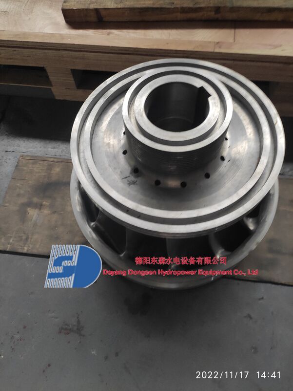 Oem hidroelektrik türbininin paslanmaz çelik bileşenleri hidroelektrik santralinin verimliliği ve uzun vadeli dayanıklılığı için optimize edilmiştir