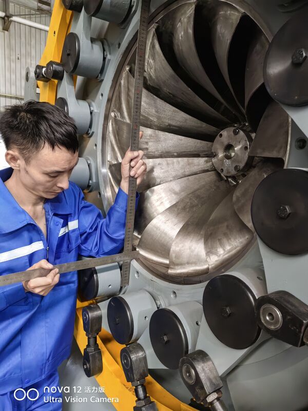 ISO 9001 Sertifikalı Hidro Turbine Runner, hidroelektrik üretiminde % 92 verimlilik için 3 ila 10 bıçak yapılandırması ile