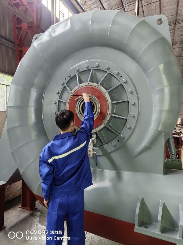 ISO 9001 Sertifikalı Hidro Turbine Runner, hidroelektrik üretiminde % 92 verimlilik için 3 ila 10 bıçak yapılandırması ile