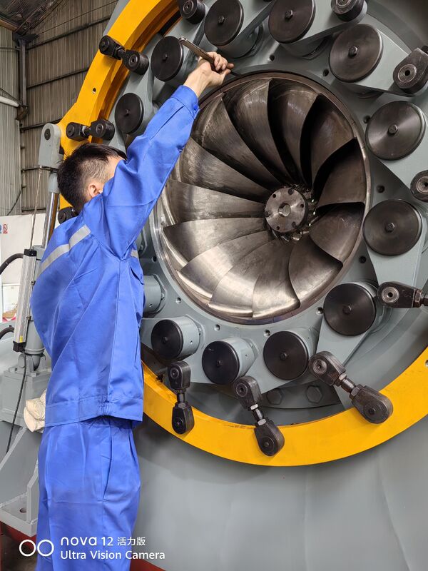 ISO 9001 Sertifikalı Hidro Turbine Runner, hidroelektrik üretiminde % 92 verimlilik için 3 ila 10 bıçak yapılandırması ile