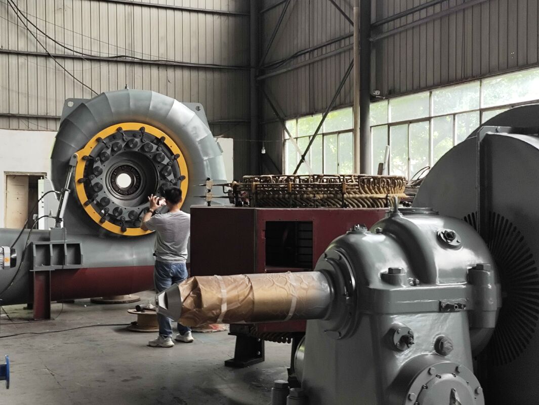 Tüpürsel Isı Değiştiricisi Yağ Soğutucu Hidrolik Yağ Soğutucusu 400V 800V 6300V 10500V Hidrolik Sistemler için Performans