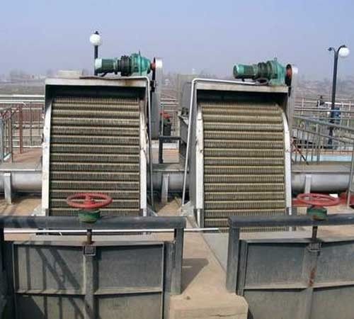 OEM Çöp Rack Temizleme Makinesi 4,5 ila 16 mm kalınlığı ve su alımının bakımı için 0,39 ila 15 mm ızgara aralığı ile