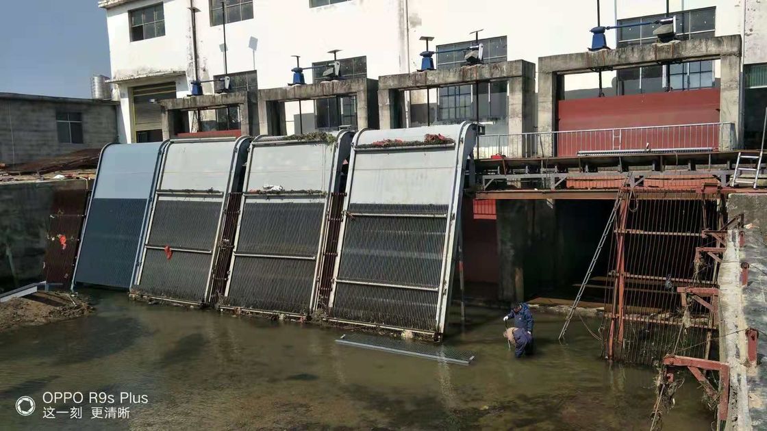 Endüstriyel çöp rafı temizleme makinesi, çevre dostu bir işletim için otomatik veya manuel kontrollü özelleştirilebilir boyutlar