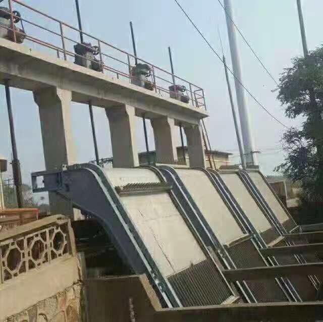 OEM Çöp Rack Temizleme Makinesi 4,5 ila 16 mm kalınlığı ve su alımının bakımı için 0,39 ila 15 mm ızgara aralığı ile