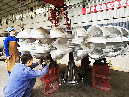Düzenlenebilir / Sabit Kılıç Köşesi Özel Kılıç Yüksekliği ile Su Gücü Turbini