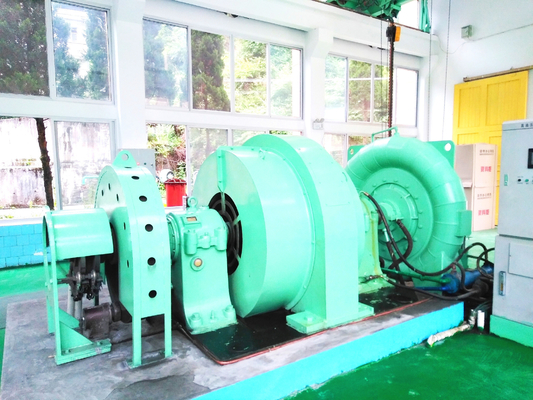 Verimlilik 90-96% Yüksek Başlı Su Türbünü RPM 450-1000 rpm Francis Kaplan Pelton Türbünü
