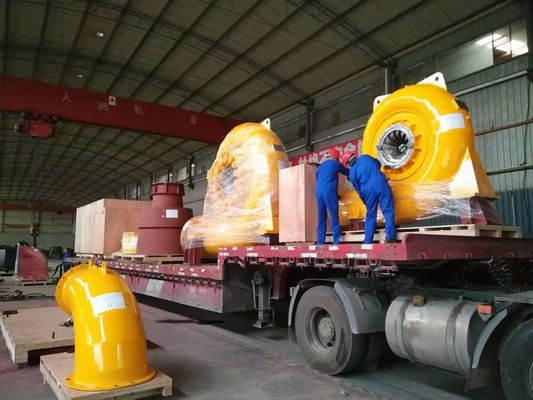 Su Türbini Jeneratörü 300KW-20MW Güç çıkışı fırçasız heyecanlandırma Dikey kurulum 300-3000rpm Hız