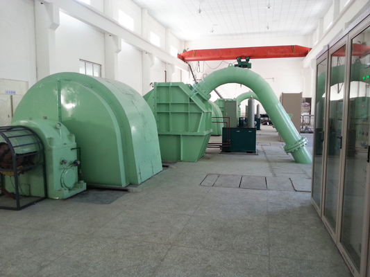 100kw-50mw 6-10kV F Değerli Frekanslı Paslanmaz Çelik Koşucuyla Pelton Turbine Jeneratörü
