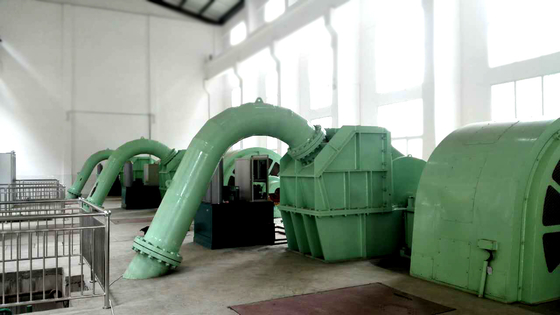 Dayanıklılık Çelik Hidrotürbin Jeneratörü 5m-500m Su Başlığı Frekansı 50/60HZ Güç üretimi için