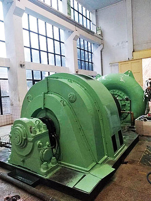 Kapasite Hidrotürbin Jeneratörü 200kw-20mw Su Başlığı 5m-500m RPM 450-1000rpm