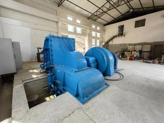 Güç verimliliği ve dayanıklılığı için IP54 derecelendirilmiş Pelton Turbine Güç Jeneratörü