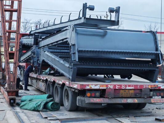İhtiyaçlarına göre özelleştirilebilir Endüstriyel Temizlik Makineleri Sürücü Hareket Motoru ile Güçlendirilmiş Sürdürülebilir ve Temizlik Sonuçları Endüstriyel